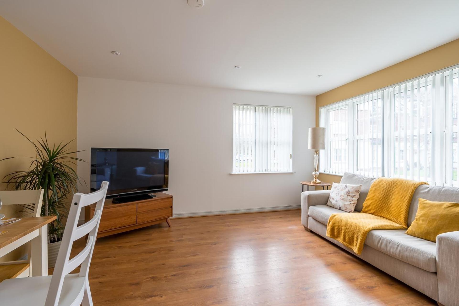 Modern 3 Bedroom Apt Near City Centre Parking Included Belfast Exterior foto